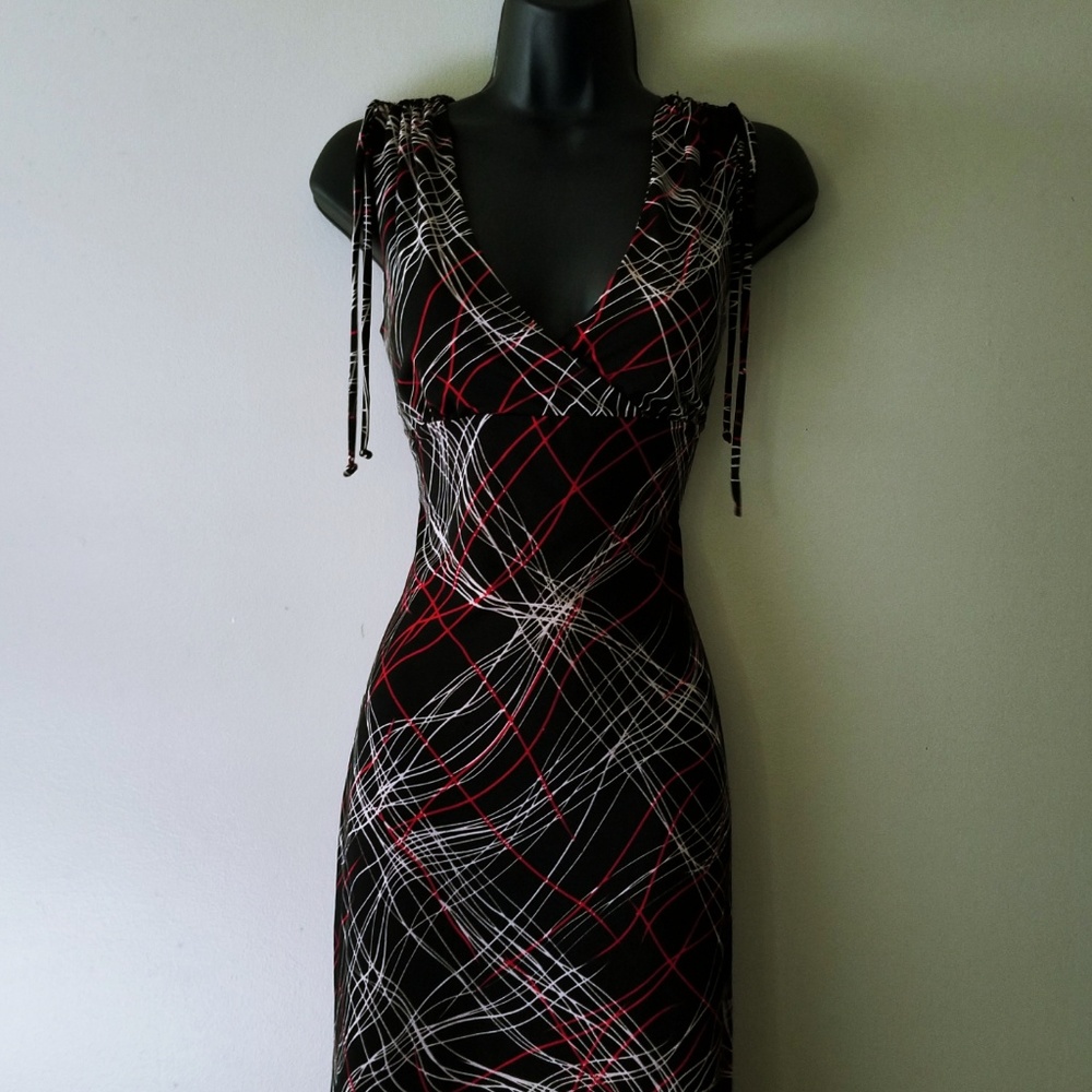 Red Black White Career Work Dress Size Medium